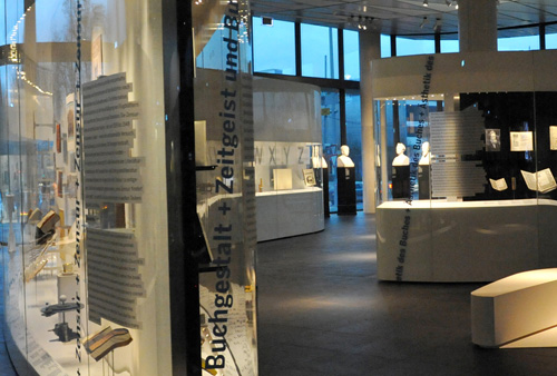 Ausstellung im Deutschen Buch- und Schriftmuseum